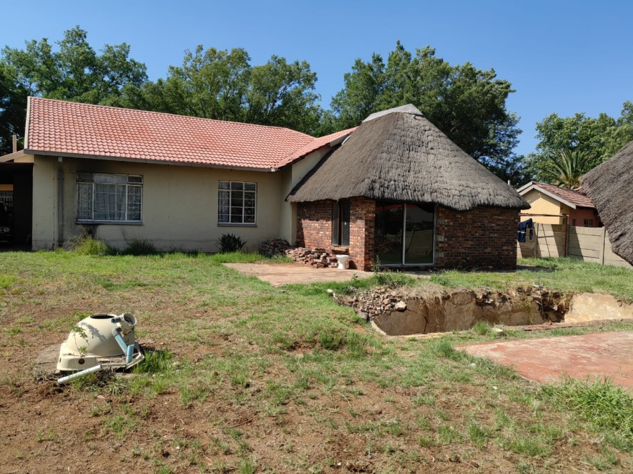 3 Bedroom Property for Sale in Sasolburg Ext 11 Free State